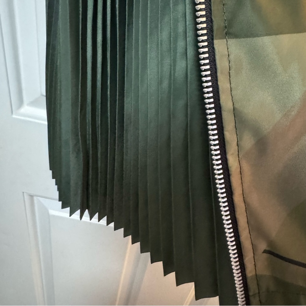 SACAI X Kaws Skirt Camo Pleated Designer Green $975 - Picture 8 of 11